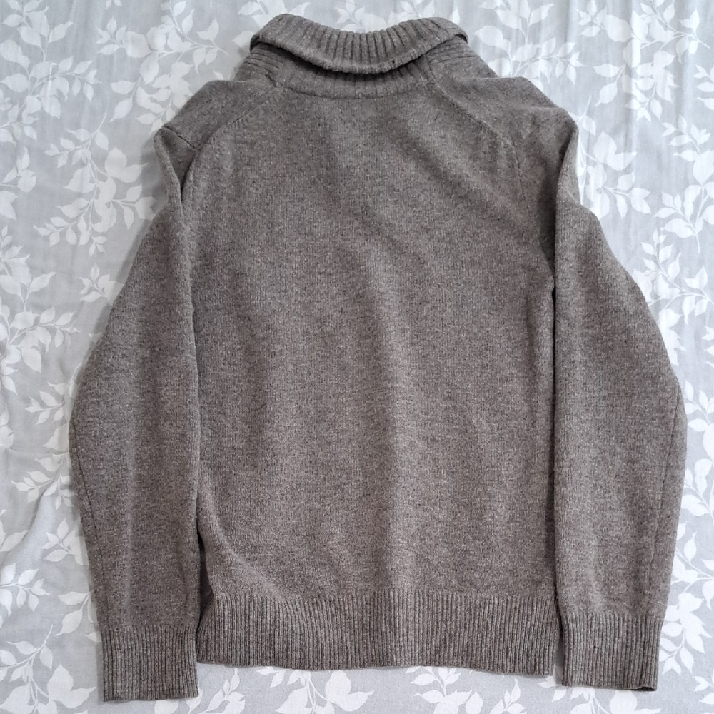 3/$10 💫 J. Crew Charcoal Knit Sweater Small - Picture 3 of 5